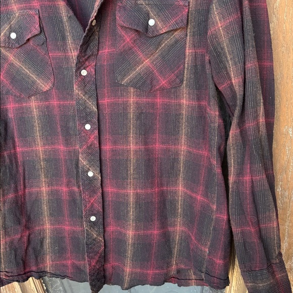 Wrangler Pearl Snap Top! Men’s Medium - Picture 2 of 5